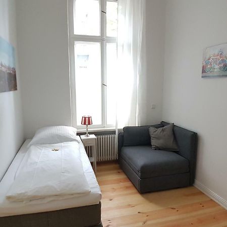 Lang Re By Rockchair Apartments L Superhost Status L 2 Bedrooms Boxspringbeds In City Center - Cozy Family & Business Flair Welcomes You! Berlin Bagian luar foto