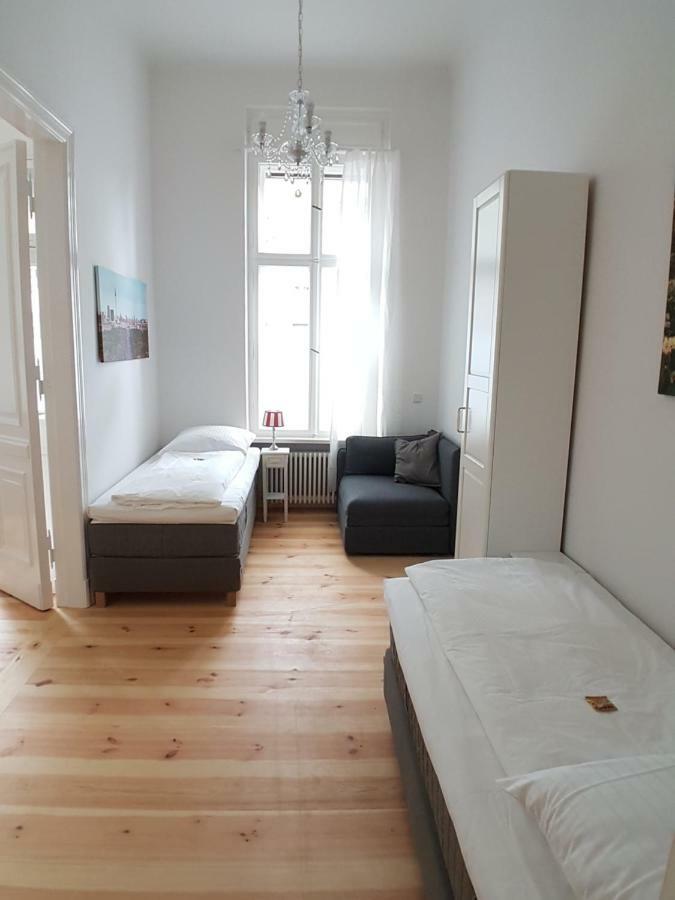 Lang Re By Rockchair Apartments L Superhost Status L 2 Bedrooms Boxspringbeds In City Center - Cozy Family & Business Flair Welcomes You! Berlin Bagian luar foto